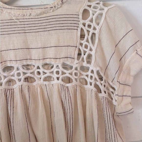 FREE PEOPLE Cedar Lace
Pullover Top Small. Great condition! - Picture 9 of 12